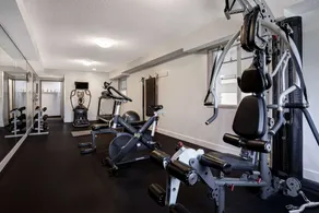 Days Inn by Wyndham Victoria Airport Sidney - Fitnessbereich