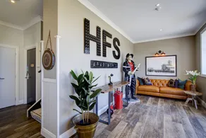 Hokitika Fire Station Boutique Accommodation - Réception