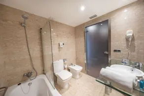 Best Western Hotel Mediterraneo - Badezimmer