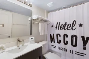 Hotel McCoy Tucson - Art, Coffee, Beer, Wine, Pool - Salle de bain