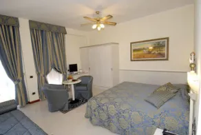 Hotel Porto Roca - Zimmer