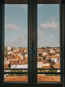 Marty Hotel Bordeaux, Tapestry Collection by Hilton - Vue de la chambre