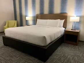 Meridian Inn & Suites Regina Airport - Chambre