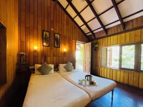 The Hideaway Hosur by evaddo - Room