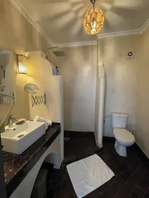 Riad Awatif le 36 - Bathroom