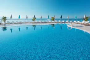 Valamar Bellevue Resort - All Inclusive - Piscina
