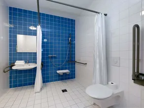 B&B Hotel Berlin-Charlottenburg - Bathroom