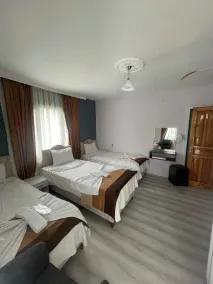 Karya Hotel - Room