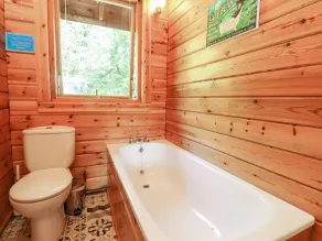 Gisburn Forest Lodge - Bathroom