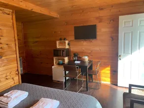Pine Crest Motel & Cabins - Zimmer