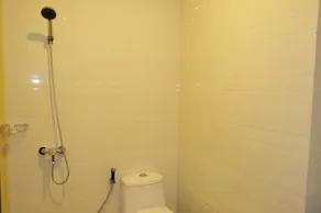 Venia Hotel Batam - CHSE Certified - Baño