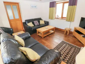 Bwthyn Trecoed - Living area