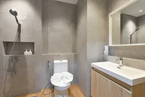 VST Punnawithi - Salle de bain