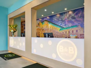 B&B Hotel Wien-Hbf - Vestíbulo
