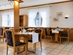Wolfsburg Fallersleben Hotel by Belvilla - Ristorante