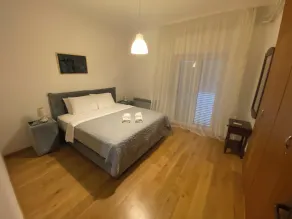 SEAFRONT GARDEN APARTMENT - Værelse