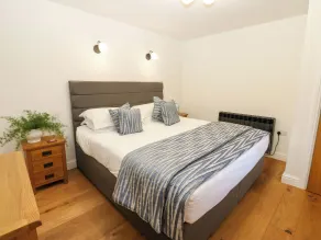 Macaw Cottages No 4 - Rom