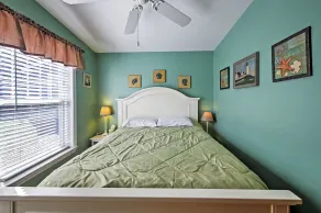 Wells Beach Cottage w/ Pool Access ~ 1 Mi to Coast - Interior