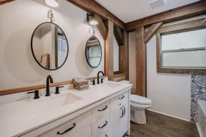 Glacier Springs Cabin #39 - New Modern-rustic Cabin With Air Conditioning! - Badeværelse