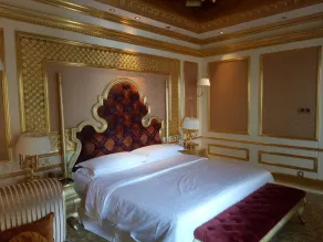 Sheraton Chongqing Hotel - Room
