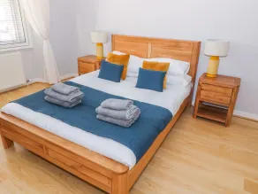 12 Keathbank Court - Habitación