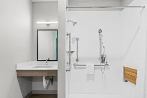 Echo Suites Extended Stay by Wyndham Atlanta-Conyers - Salle de bain