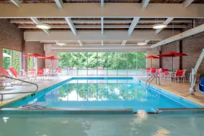 White River Inn & Suites - Piscine