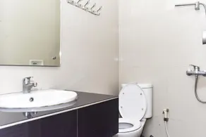 RedDoorz near Alun Alun Wonosobo - Salle de bain