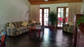 Mescal's at Pampoolah B&B - Lobby sitting area