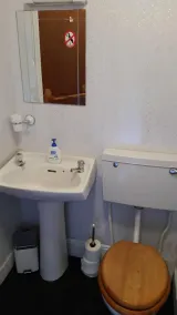Blue Peter Hotel - Bathroom