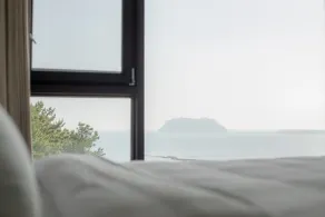 Hotel Seogwipean - View from room