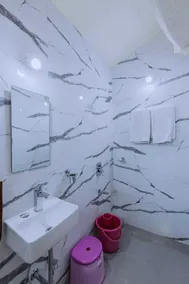 Silver Galaxy Resort - Bathroom
