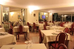Lion's Hotel - Restaurant