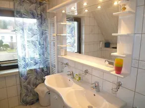 Ferienhaus Dünengras - Strand 300m - freistehend - Bad