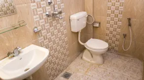 Mirage Inn - Baño