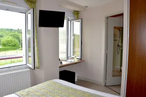 Logis Hôtel Bellevue - Værelse