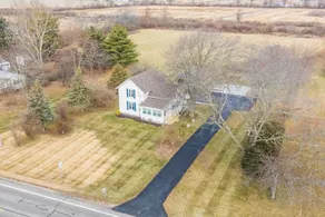 Welcoming Port Clinton Vacation Rental! - Interior