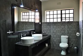 Mitengo House - Badezimmer