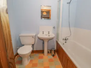 1 Park Nook Close - Badezimmer