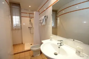 Hôtel Florida - Bathroom