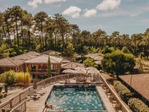 Domaine du Ferret Restaurant & Spa by Germain Collection - Piscine