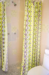 Chambre privée avec terrasse | Vue jardin - Salle de bain