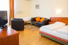 Aparthotel Landau an der Isar - Room