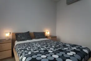Via Augusta Apartments - Chambre
