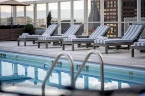 Warwick Denver - Pool