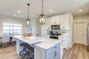 Lake Anna Retreat w/ Boat Slip Sleeps 15 - Innenbereich