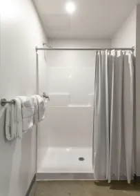 The Warehouse Hotel at Champion Mill - Baño
