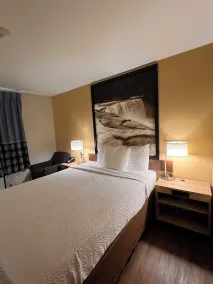 Super 8 by Wyndham Radcliff Ft. Knox Area - Rom