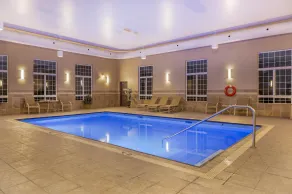BEST WESTERN PLUS Saint John Hotel & Suites - Piscine