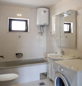 Apartments Pucisca - Bathroom